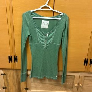 Abercrombie & Fitch long sleeve top